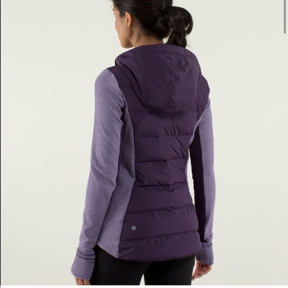 🥇HP🥂Lululemon Puffer Jacket in Plum Size 4 - Picture 5 of 15
